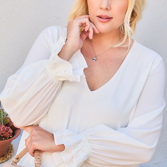 V Neck Tier Ruffle Sleeve Top - Picture 6 of 8